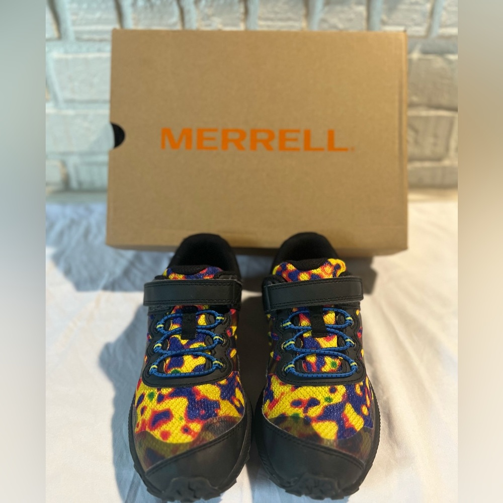 MERRELL-Nova 2-Kids size 2.5